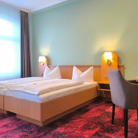Hotel Burgas Stassfurt Kültér fotó