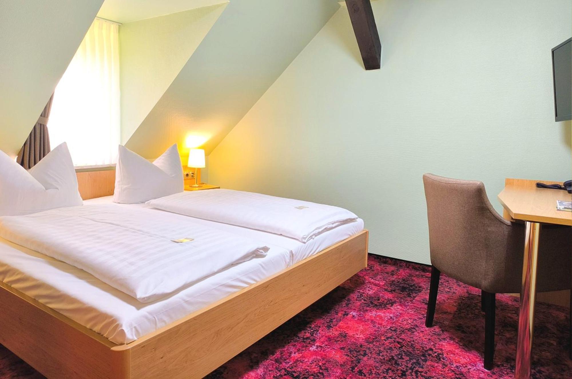 Hotel Burgas Stassfurt Kültér fotó